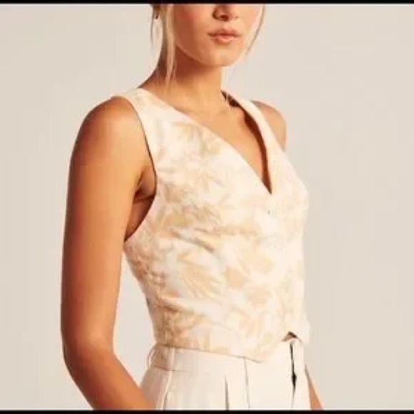 NWT Abercrombie & Fitch Linen Blend Vest - Picture 2 of 5